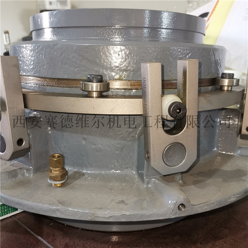 1621888000阿特拉斯ZH9000-15000+离心式压缩机可调进口导叶IGV实物图片